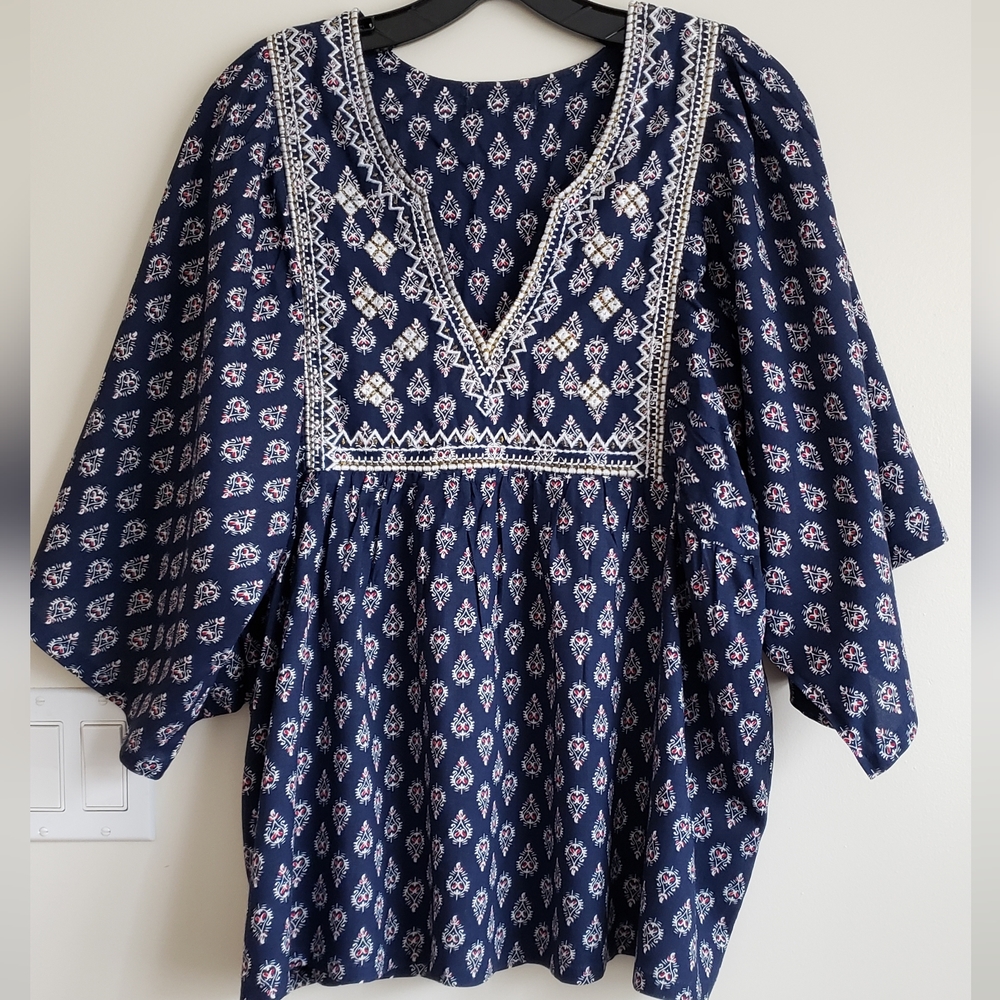 RD+koko Embroidered Top Size L NWOT